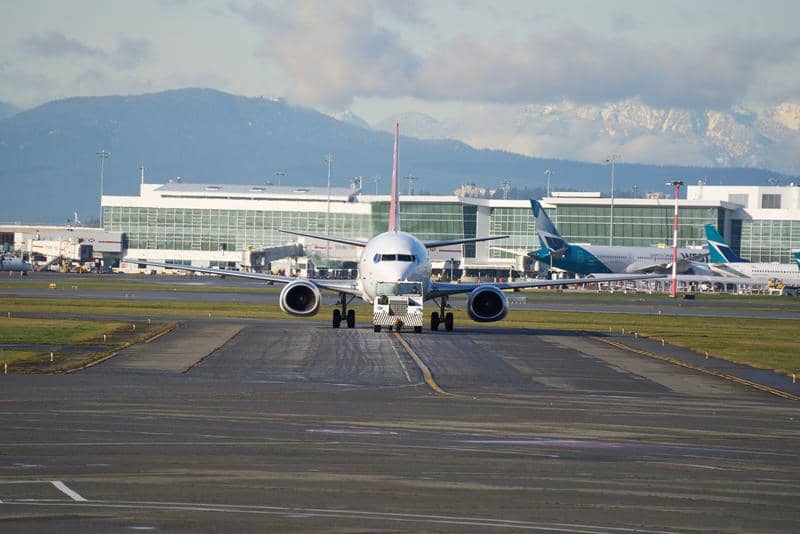 Tamron 70-300mm f/4.5-6.3 Di III RXD Lens for Nikon Z - Image 15